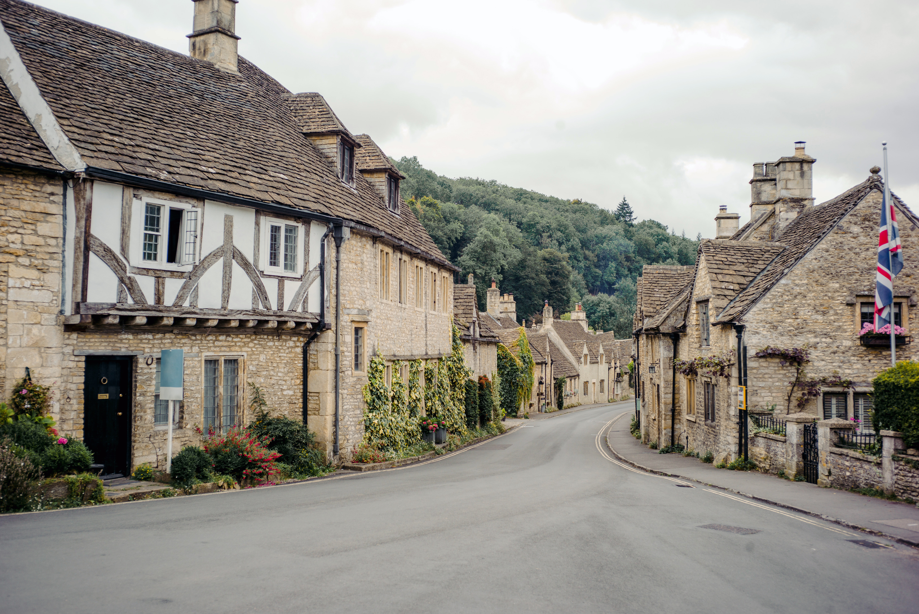 Cotswolds, U.K. - One of Expedia's 2026 Destinations of the Year